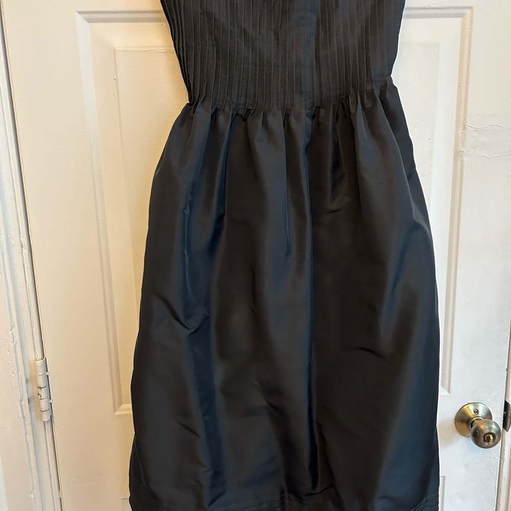 Elegant Black Strapless Dress